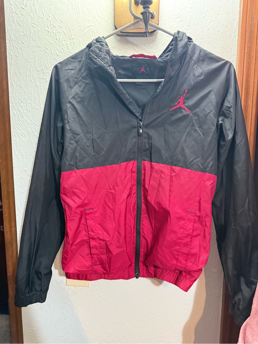 Jordan Kids Hooded Jacket - Black & Red